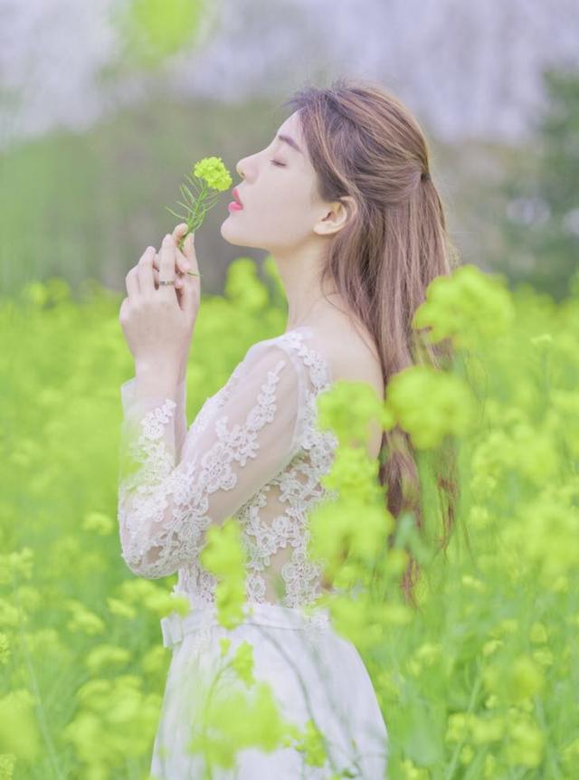 在床上如何缓解痛经