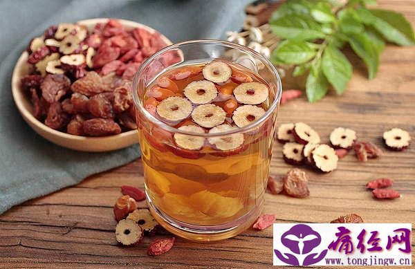 桑葚泡水会痛经吗 桑葚会导致痛经吗 桑葚泡水会痛经吗 桑葚会导致痛经吗