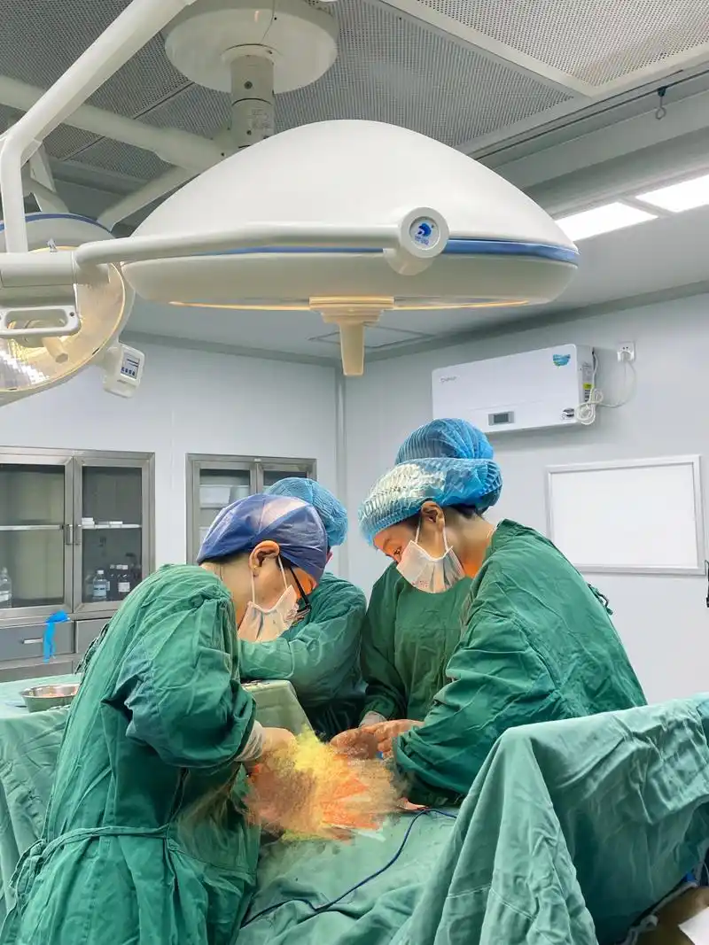 月经推迟8天了还没来怎么回事 月经推迟8天了还没来怎么回事