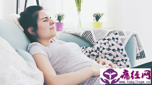 来月经可以喝生姜水 月经来吃红糖姜水的功效与作用 来月经可以喝生姜水 月经来吃红糖姜水的功效与作用