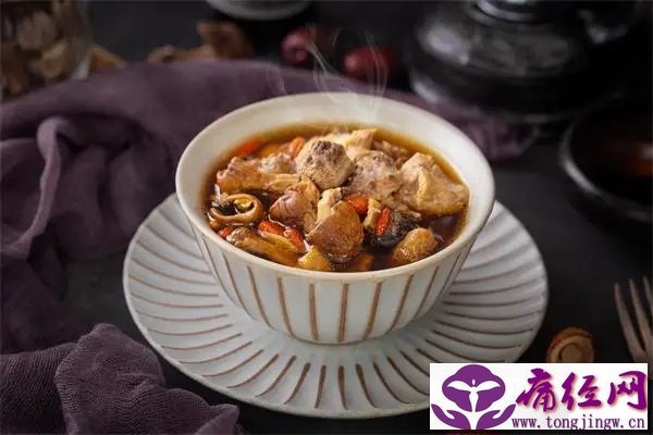 夏季来临女性要注意肚脐保暖 夏季来临女性要注意肚脐保暖