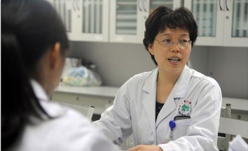 生气导致月经提前吗 生气是不是会导致月经提前 生气导致月经提前吗 生气是不是会导致月经提前