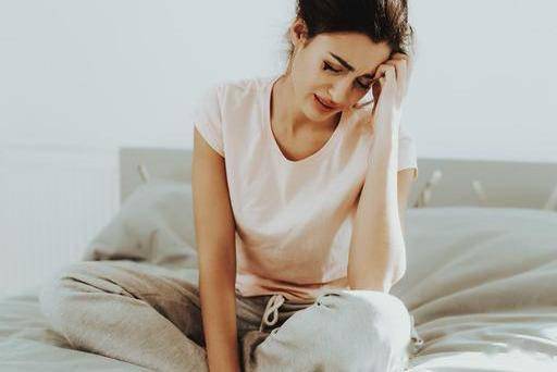 受寒月经量少 受寒月经量少什么原因 受寒月经量少 受寒月经量少什么原因