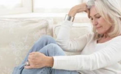 Í´¾ÊʺÏÖóʲô»¨²èºÈ Í´¾ÊʺÏÖóʲô»¨²èºÈ