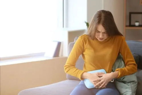 月经前期乳房发胀发热吗 月经前期乳房发胀发热吗