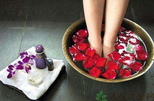 痛经的主症状是什么痛经哪些症状表现 痛经的主症状是什么痛经哪些症状表现