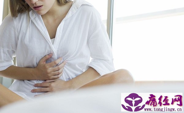 白领久坐双脚浮肿怎么办? 白领久坐双脚浮肿怎么办?