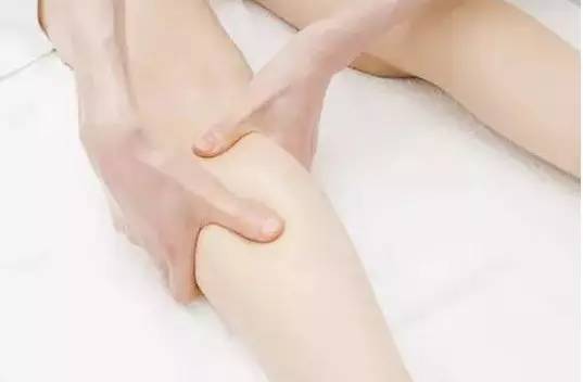 胃疼加痛经可以喝奶茶吗 胃疼加痛经可以喝奶茶吗