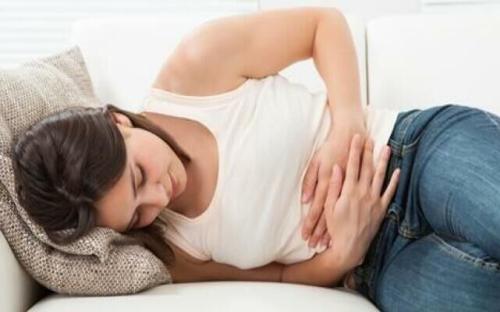 月经前几天稍微有点红色 月经前几天稍微有点红色